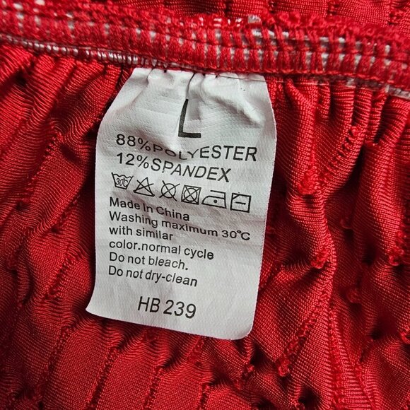 💥Honeycomb Butt Lifted Activewear Red Capris Leggings - Picture 2 of 4